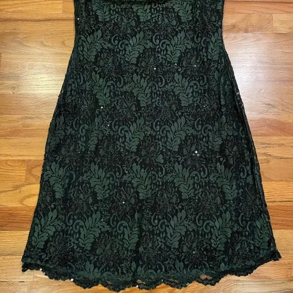 PHASE EIGHT Green Beaded and Sequins Cowl Drape Neck Lace Dress US 10