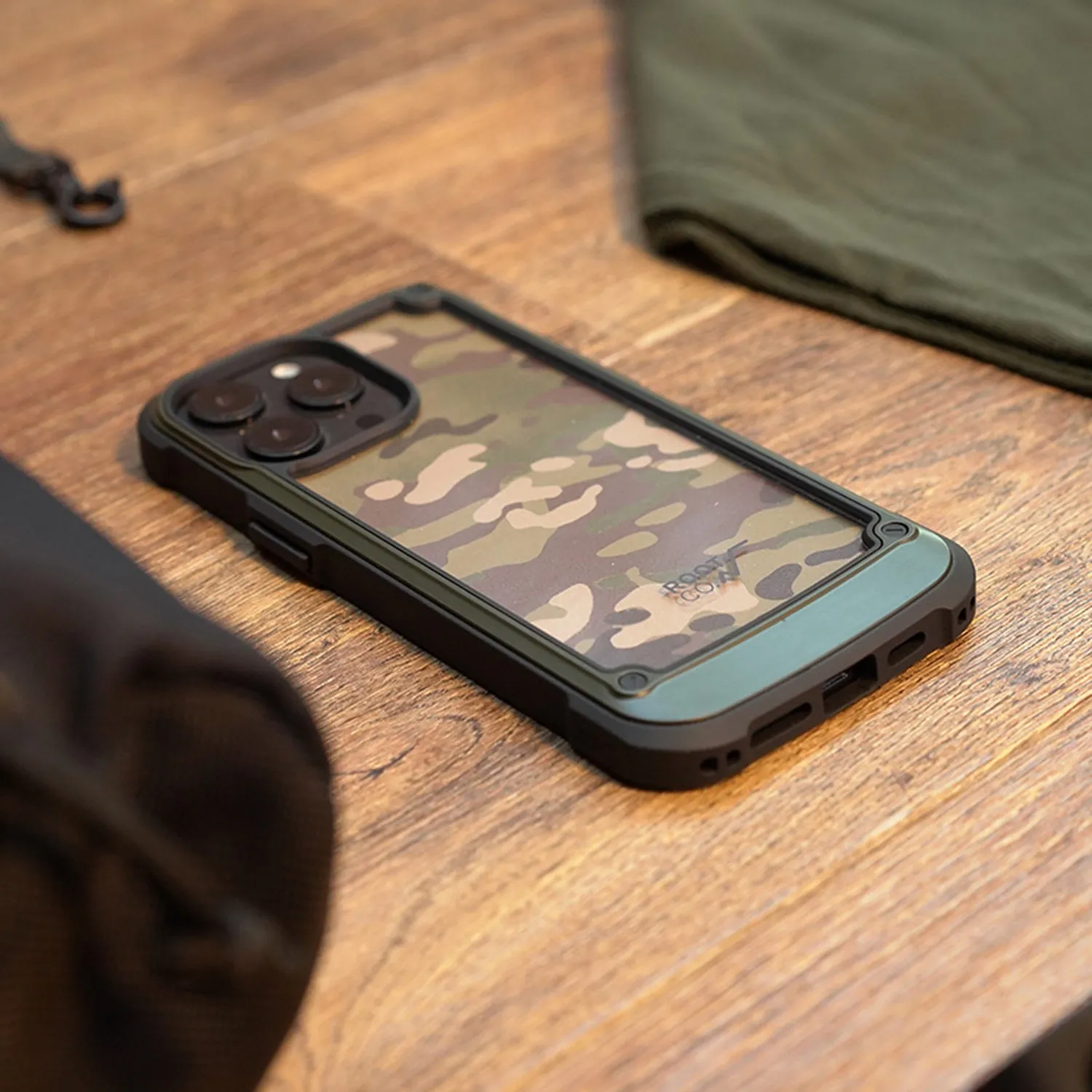 ROOT CO. | ルート　[iPhone 15専用]PLAY INNER SHEET