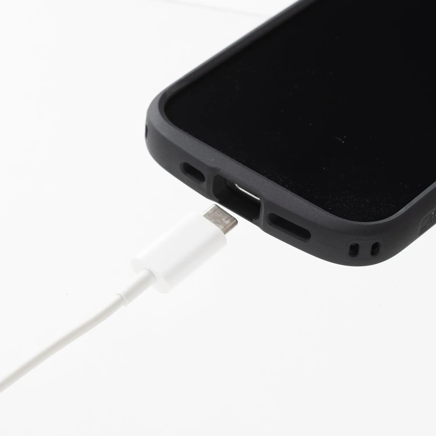 ROOT CO. | ルート　[iPhone15Pro専用]GRAVITY Shock Resist Case Pro.