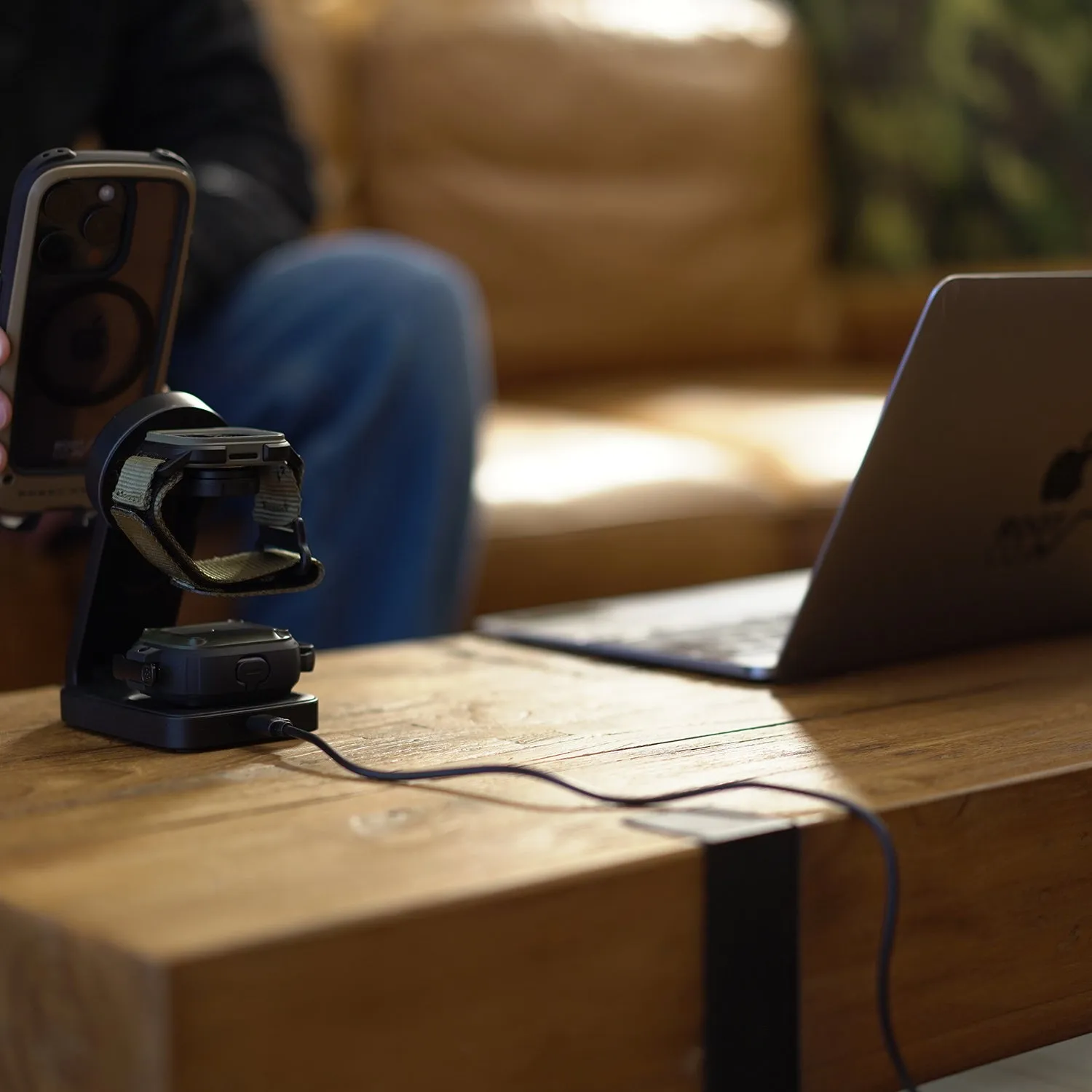 ROOT CO. | ルート　PLAY EZ Fold - 3 in 1 Mag Safe Charging Station (ブラック)