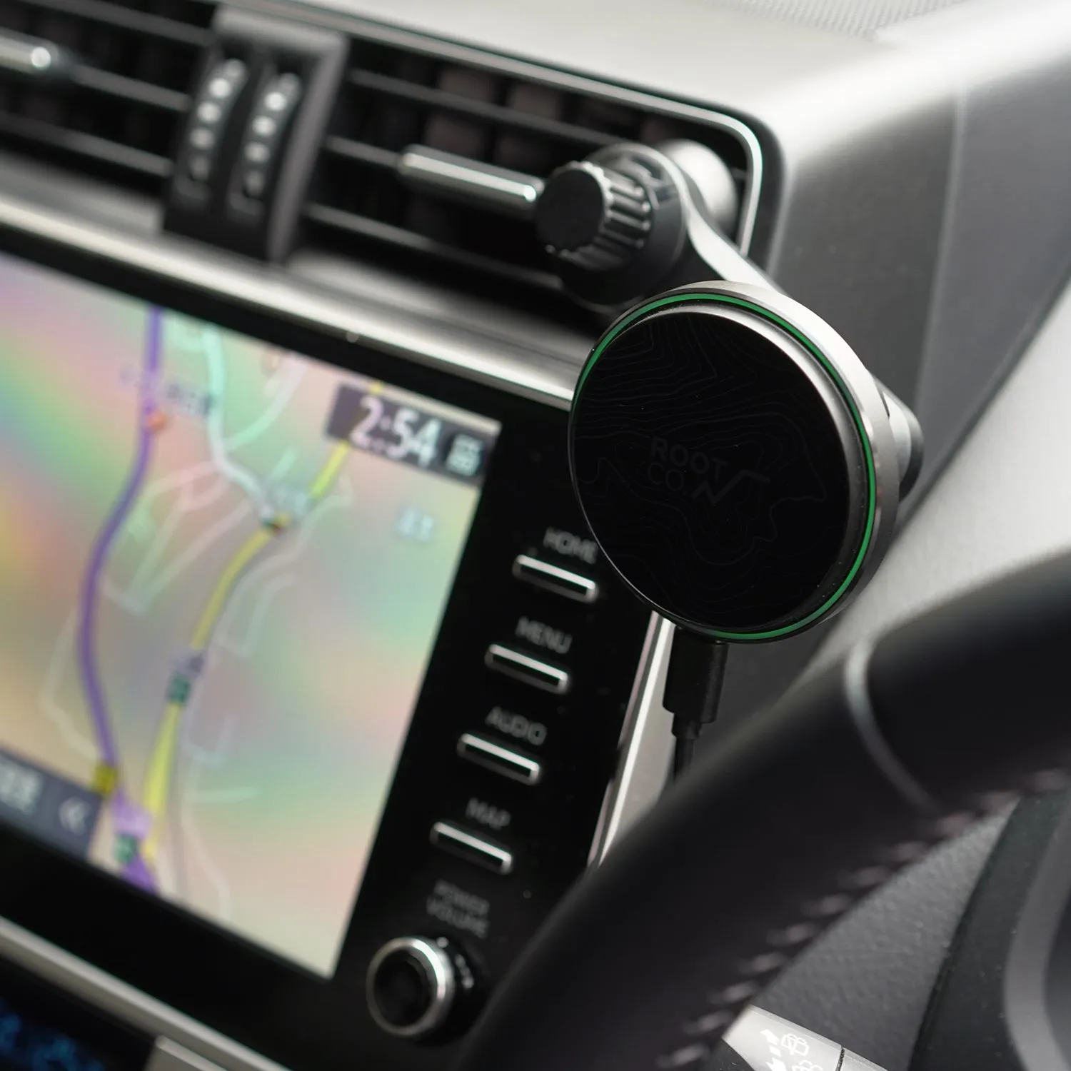ROOT CO. | ルート　PLAY EZ1 MagSafe Wireless Car Charger(ブラック)