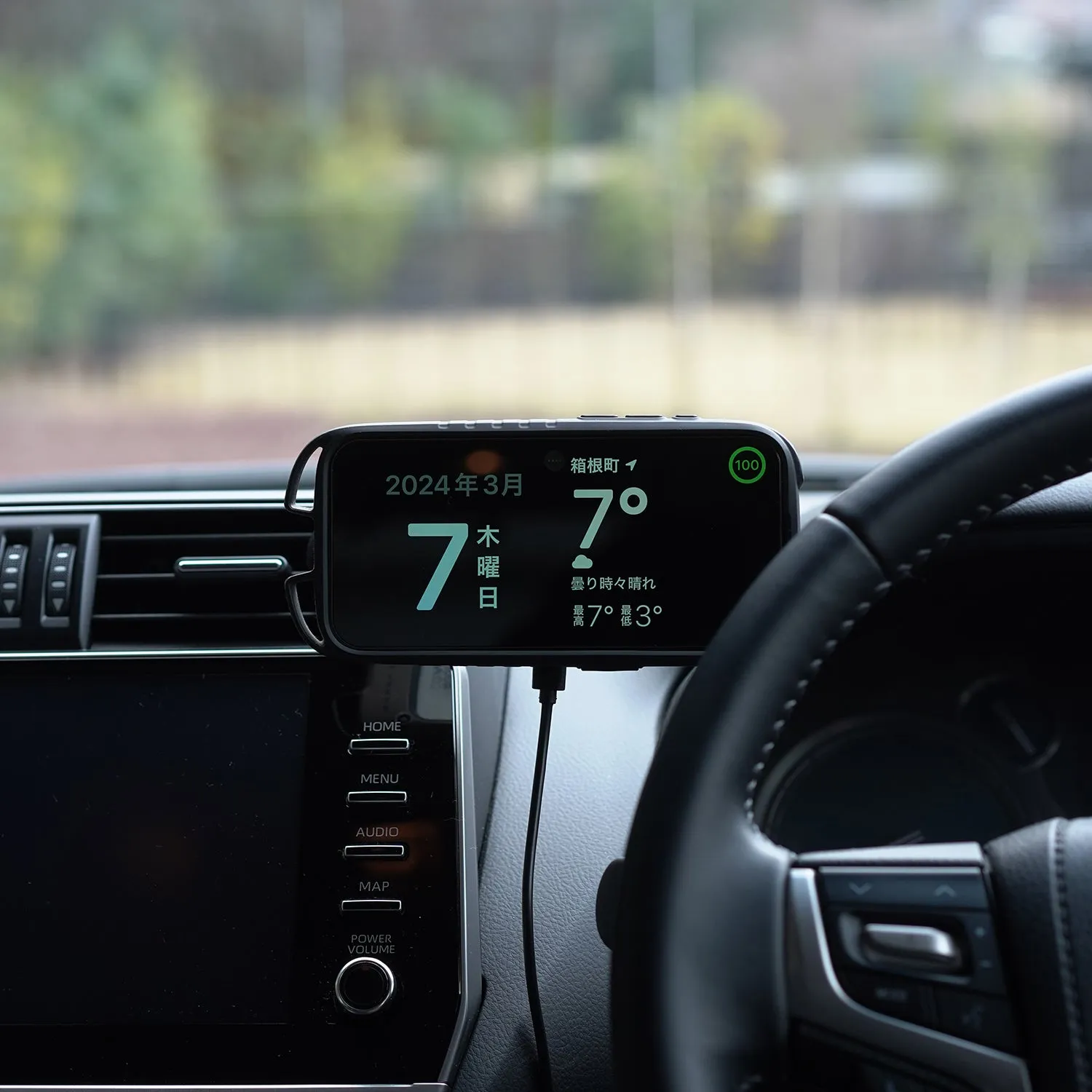 ROOT CO. | ルート　PLAY EZ1 MagSafe Wireless Car Charger(ブラック)