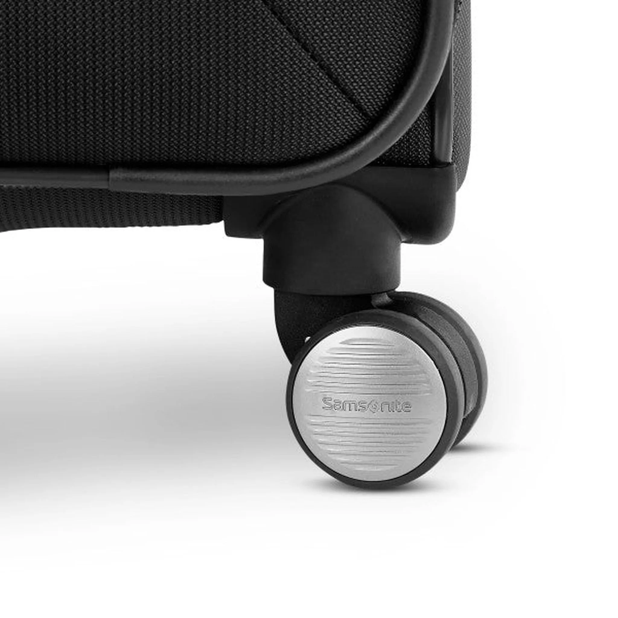 Samsonite Ascella 3.0 Carry-On Expandable Spinner