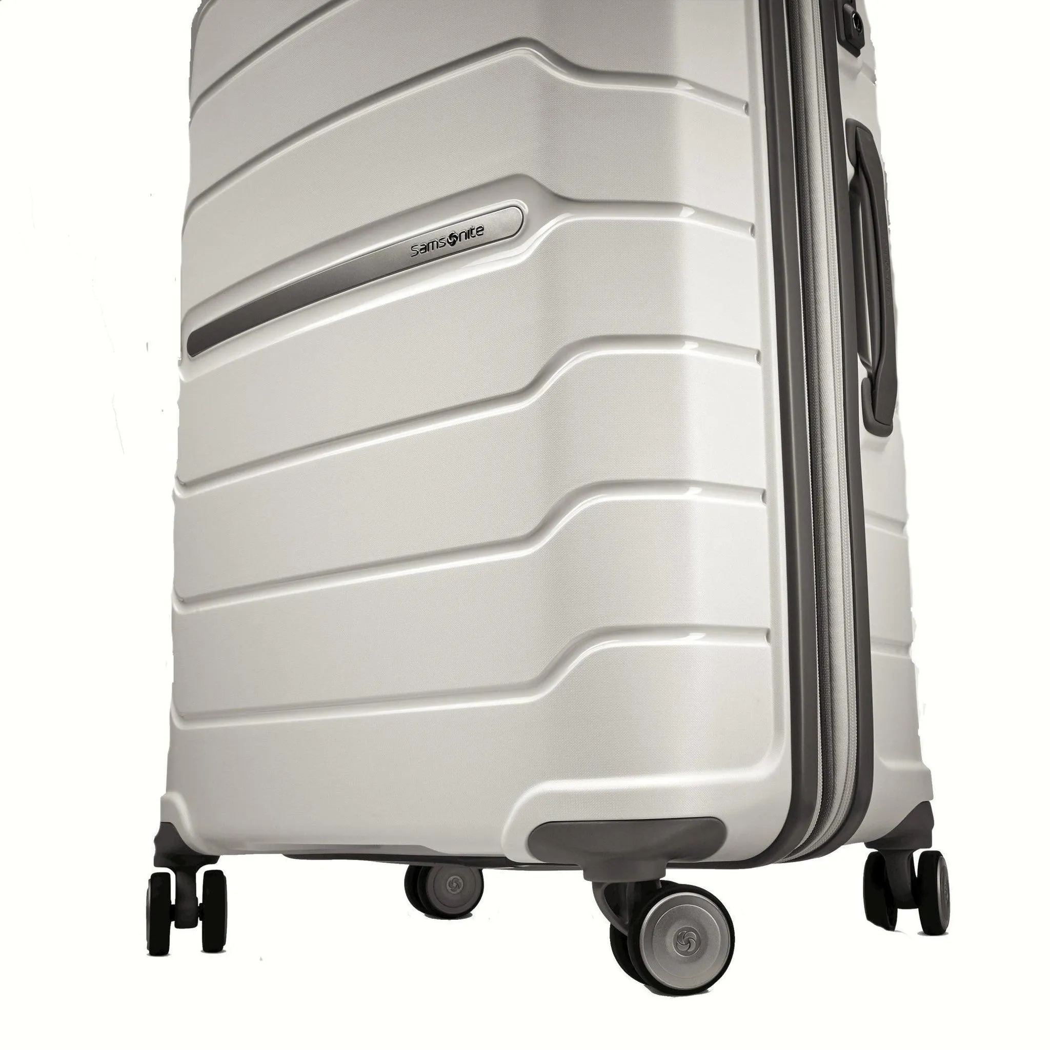 Samsonite Freeform 21" Carry-On Spinner