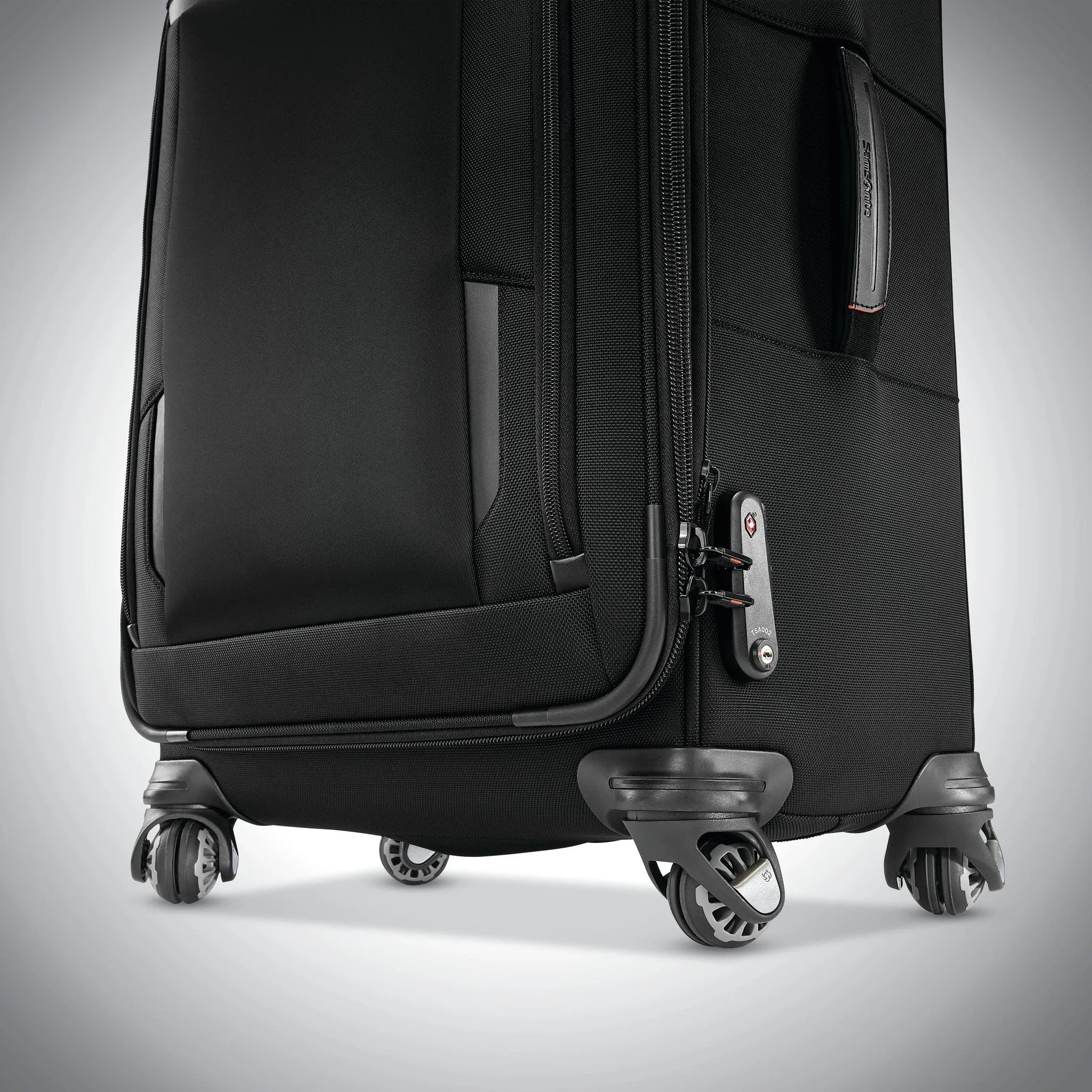 Samsonite Pro Carry-On Expandable Spinner