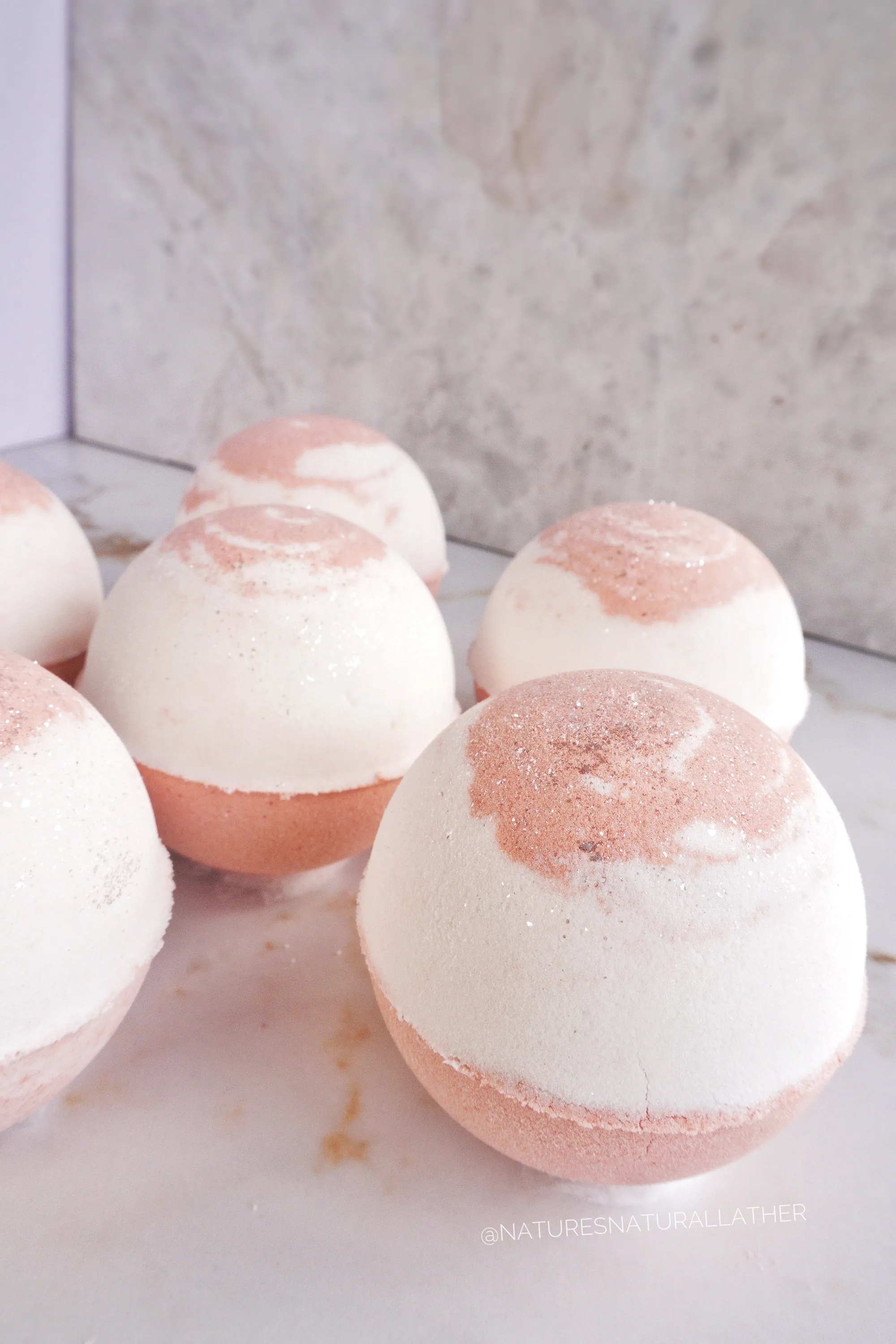 Sandalwood Vanilla Bath Bomb