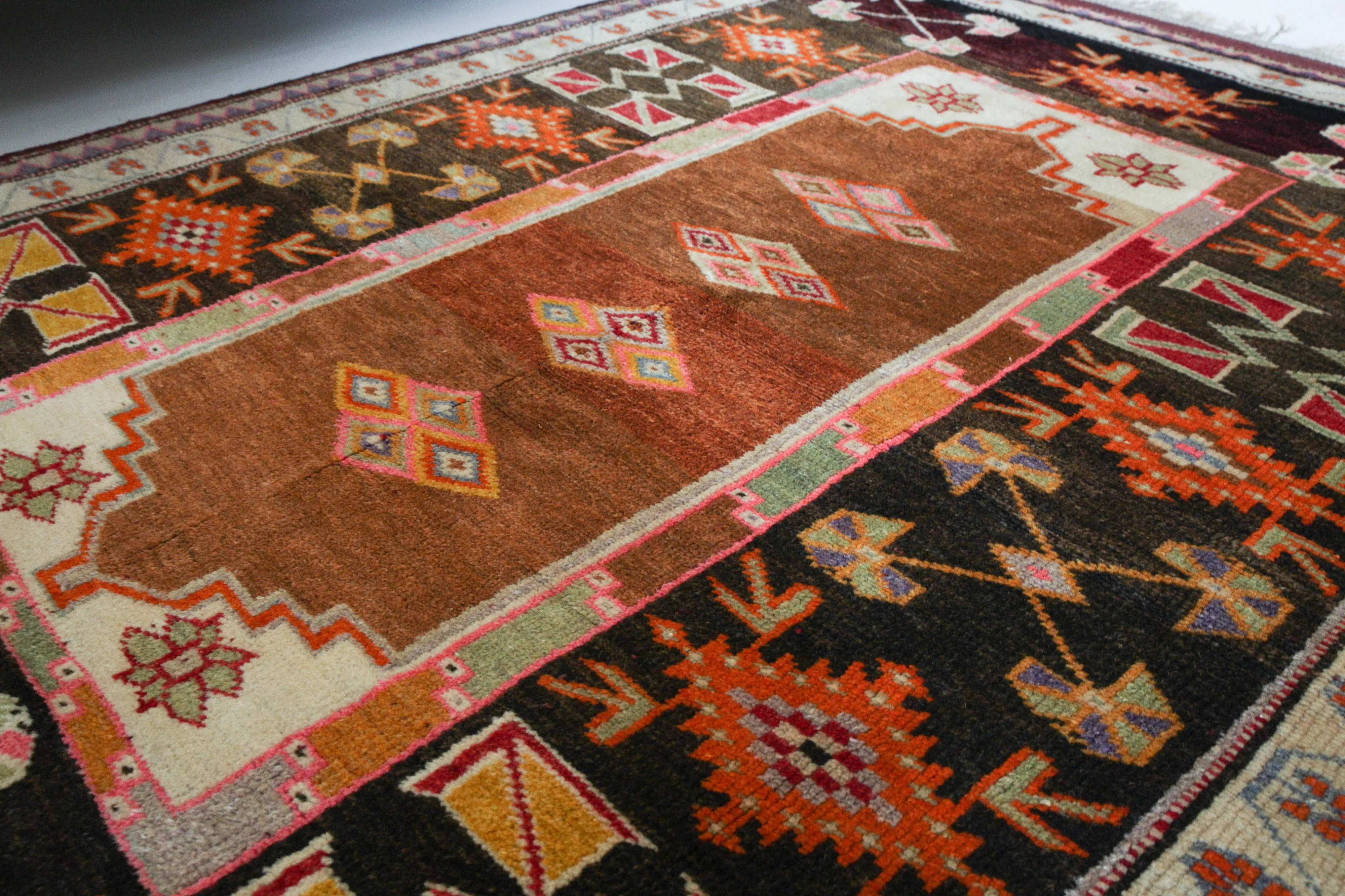 Semi-Antique Milas Rug 4'6"x6'4"