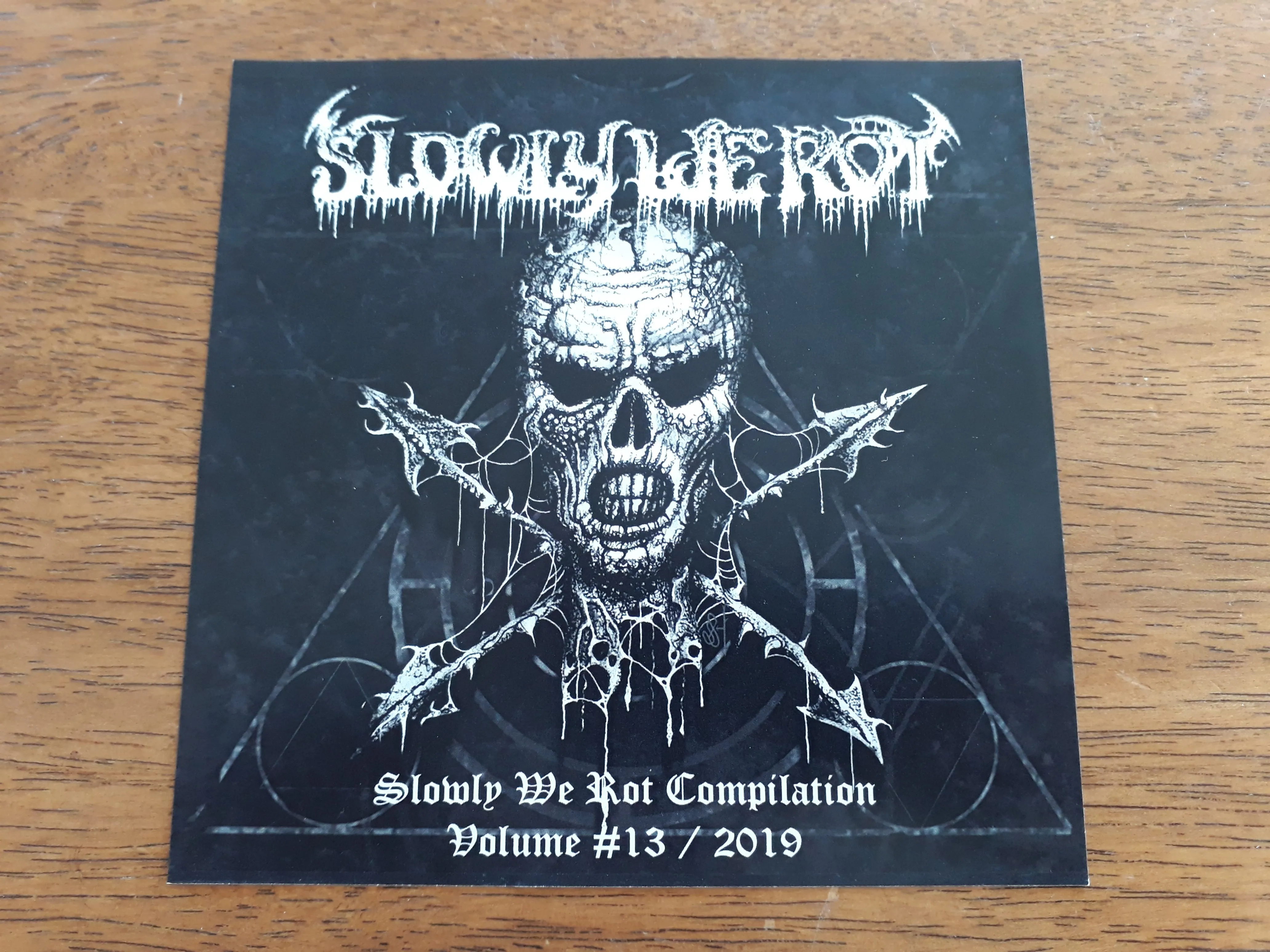 SLOWLY WE ROT Zine #13   CD