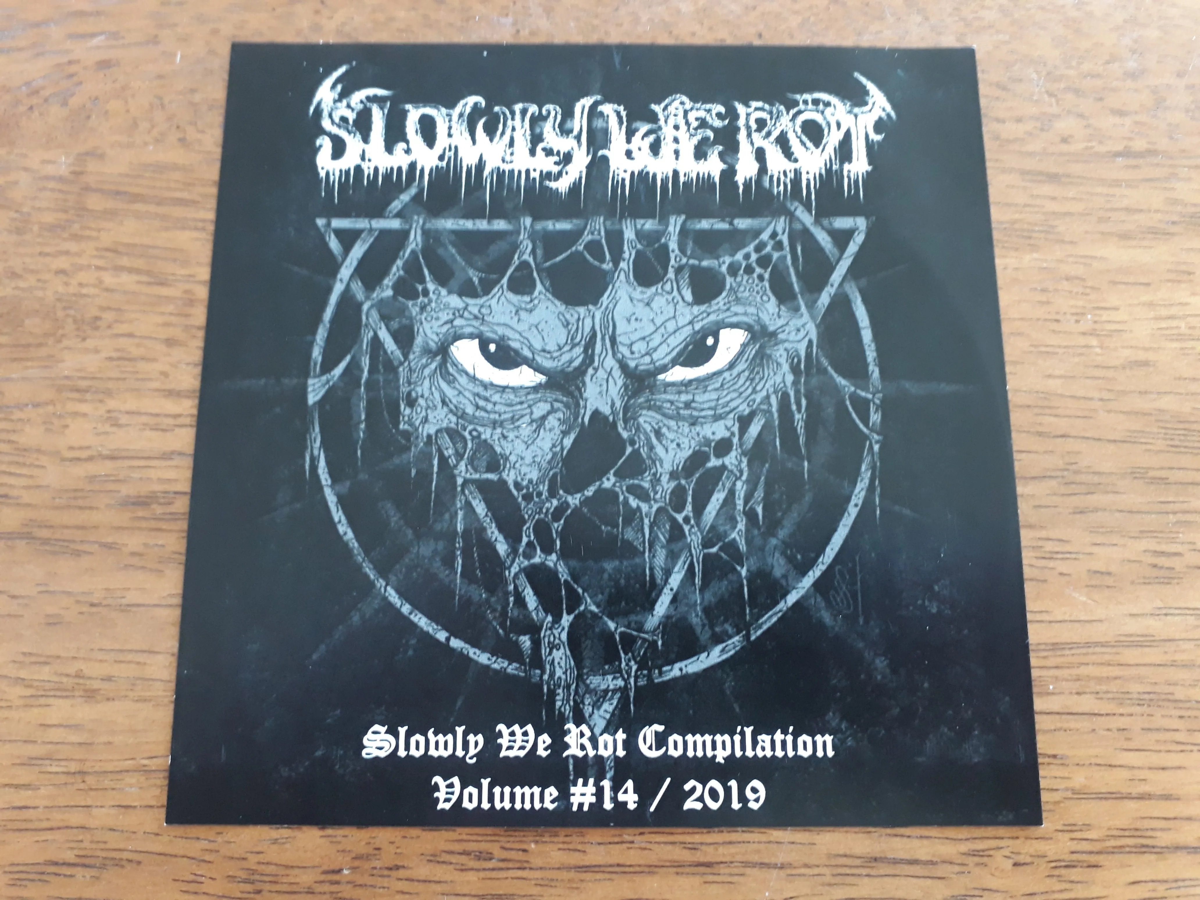 SLOWLY WE ROT Zine #14   CD