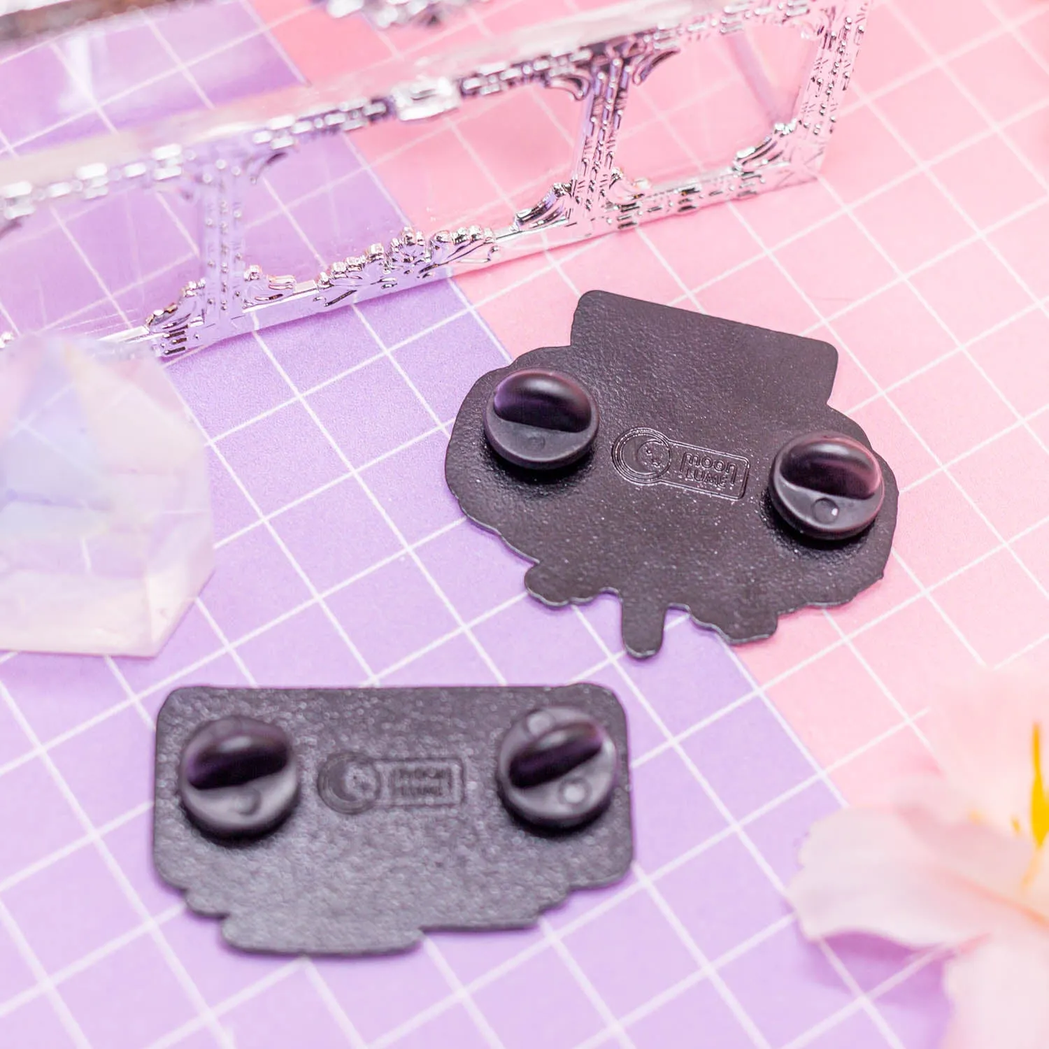 Spooky Games - Spooky GBA enamel pin