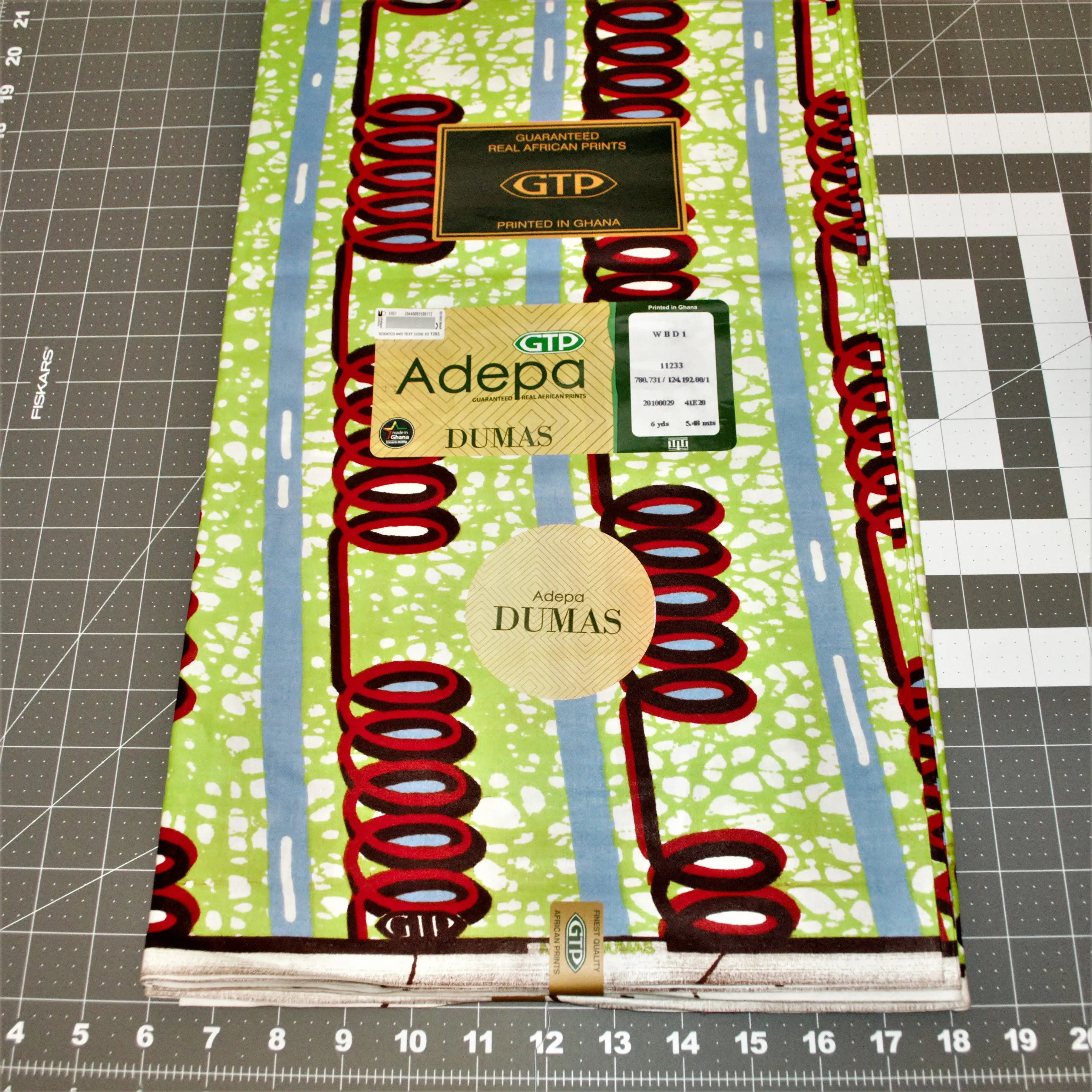 Springs Red/Black on Green Adepa Dumas