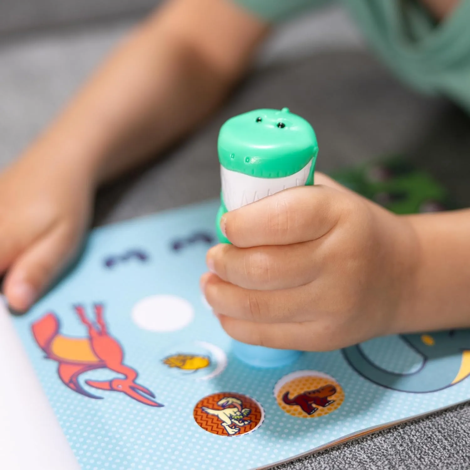 Sticker WOW!® Activity Pad & Sticker Stamper - Dinosaur
