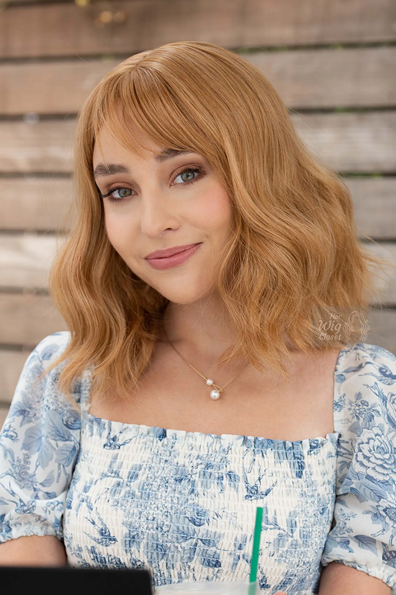 Strawberry Blonde Wavy Synthetic Wig with Bangs Beth Dutton Cosplay Wig Avery