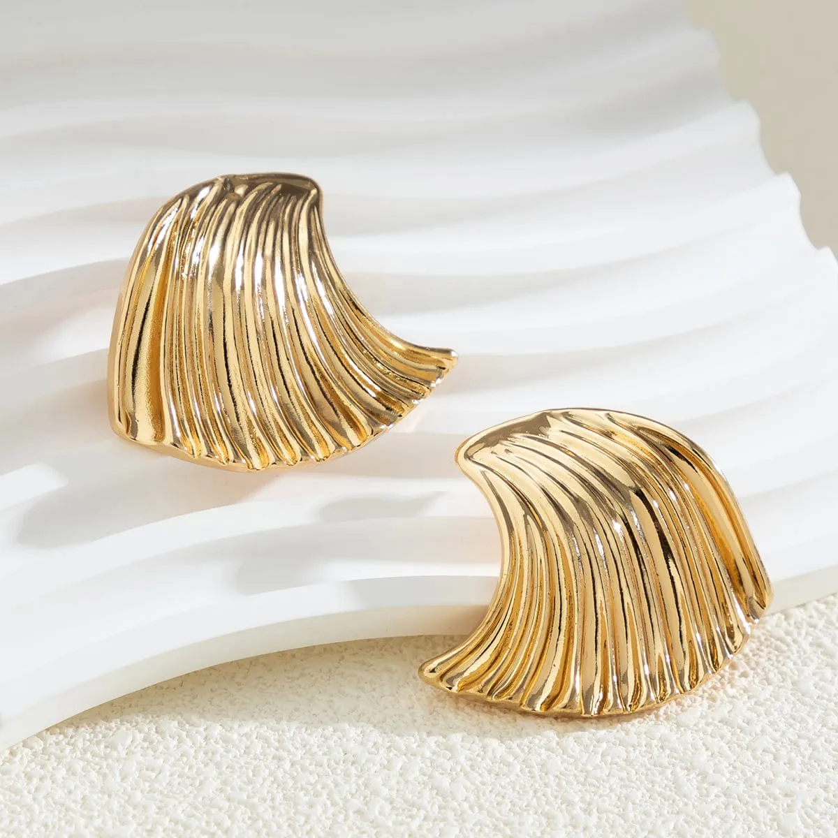Trendy Gold Plated Seashell Earrings