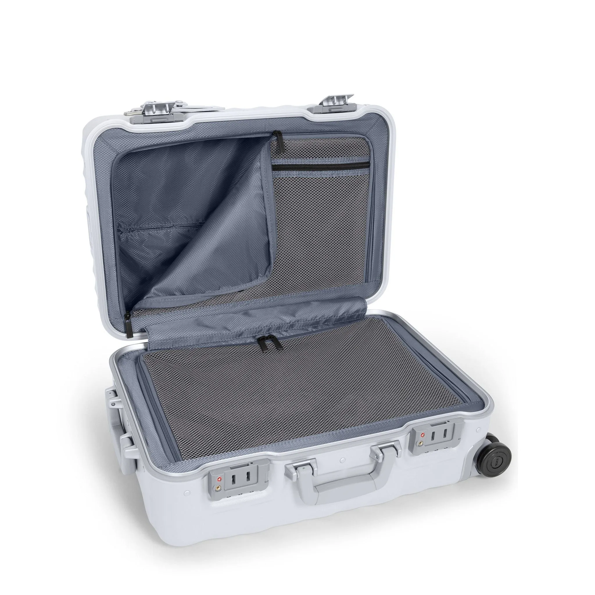 TUMI 19 Degree Frame International 4 Wheeled Carry-On