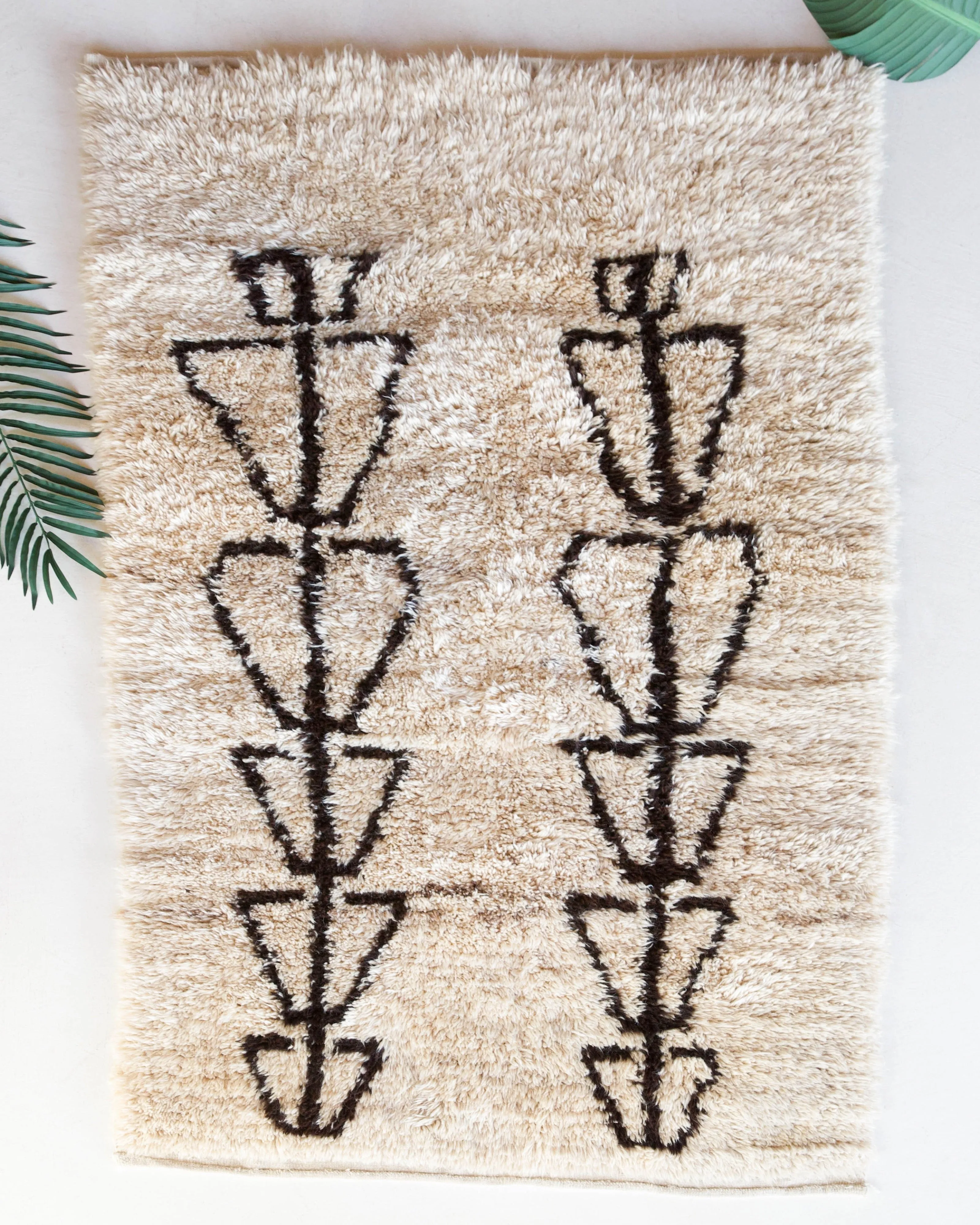Vintage Anatolian Shepherd's Tulu Rug 4'5"x7'4"
