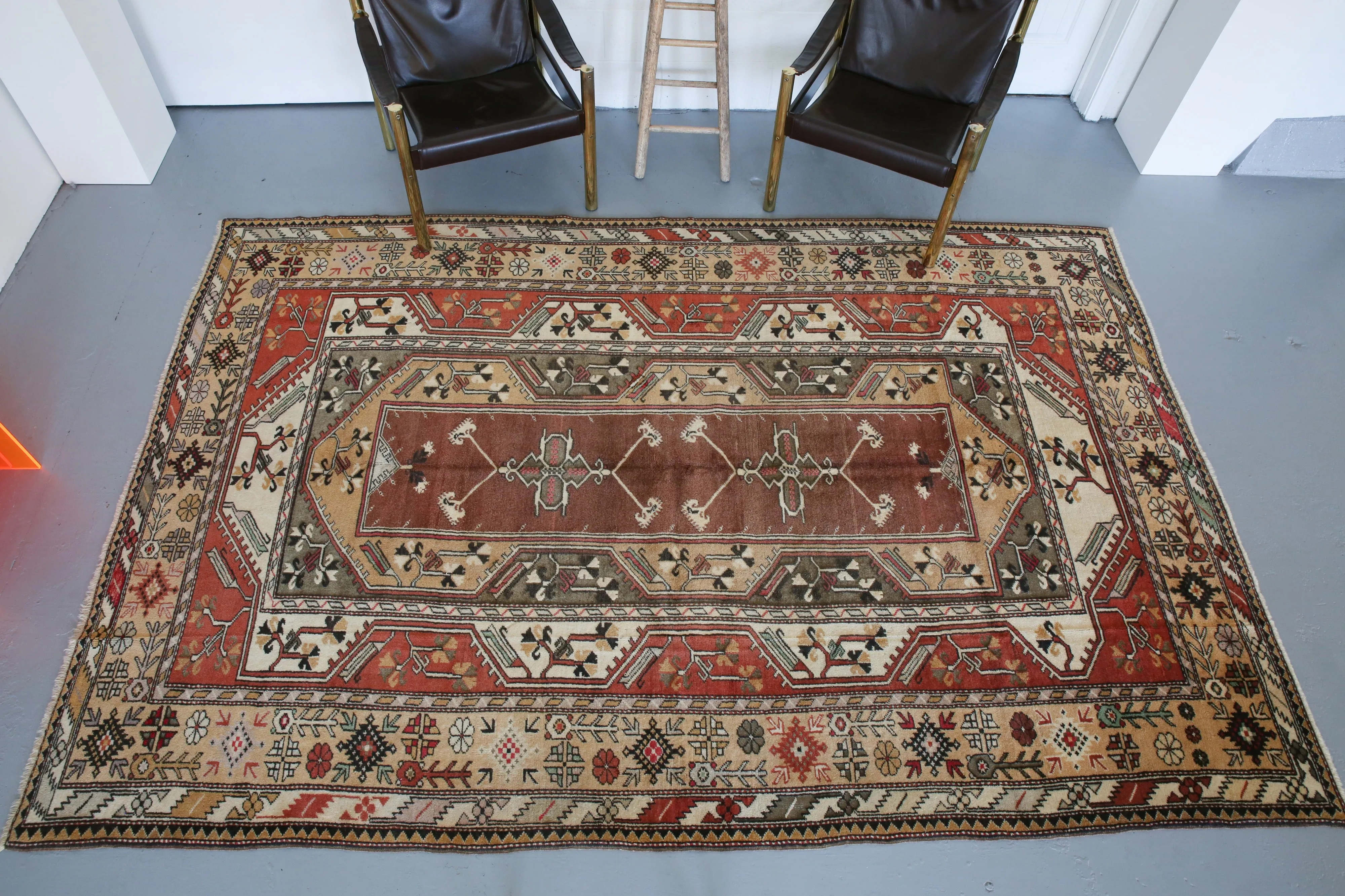 Vintage Milas Rug 6.7ftx9.10ft